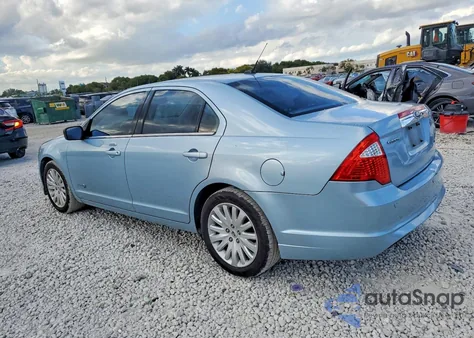 2010 Ford Fusion Hybrid z USA, uszkodzony, nr VIN 3FADP0L31AR430209